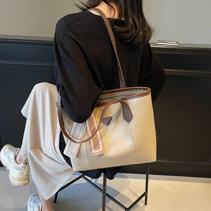 Yalu PU Tote Bag, Shopping Bag, Shoulder Bag Large Size Regular Women's Multicolor-3