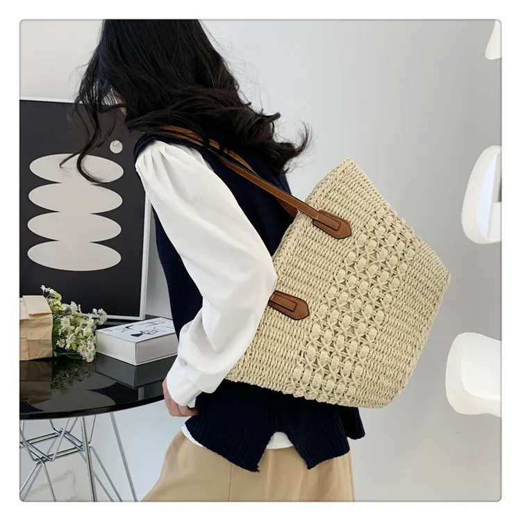 Yalu Woven Shoulder Bag Regular Women's Beige/Khaki-2