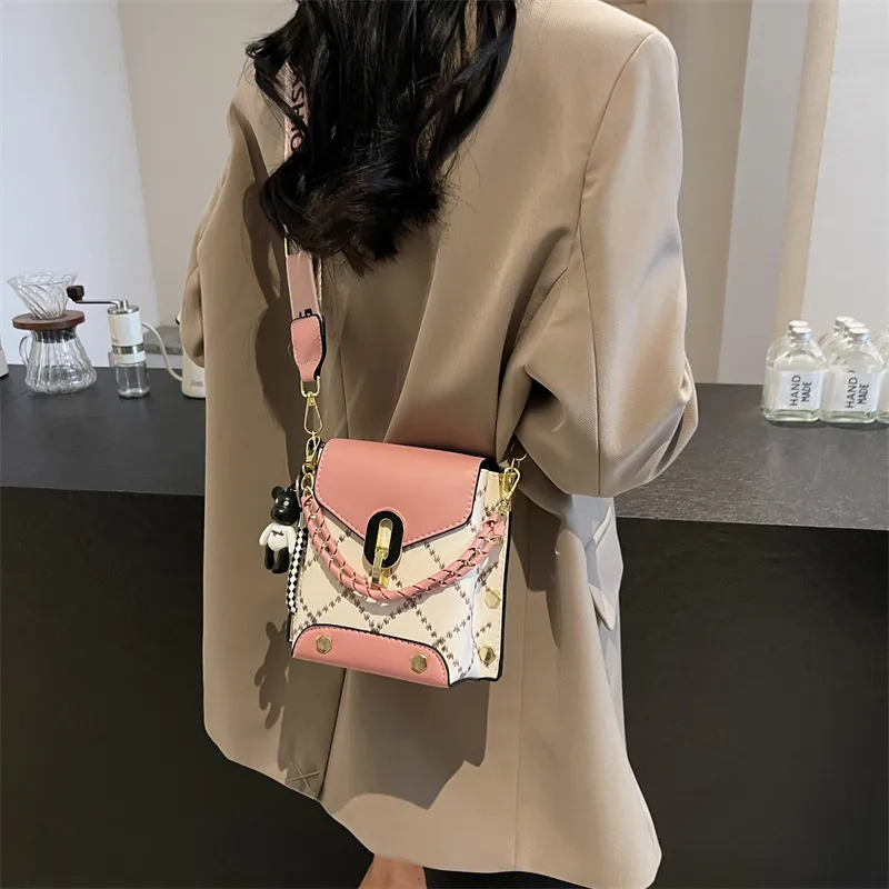 Yalu PU One Shoulder Handbag Women's Multicolor-31