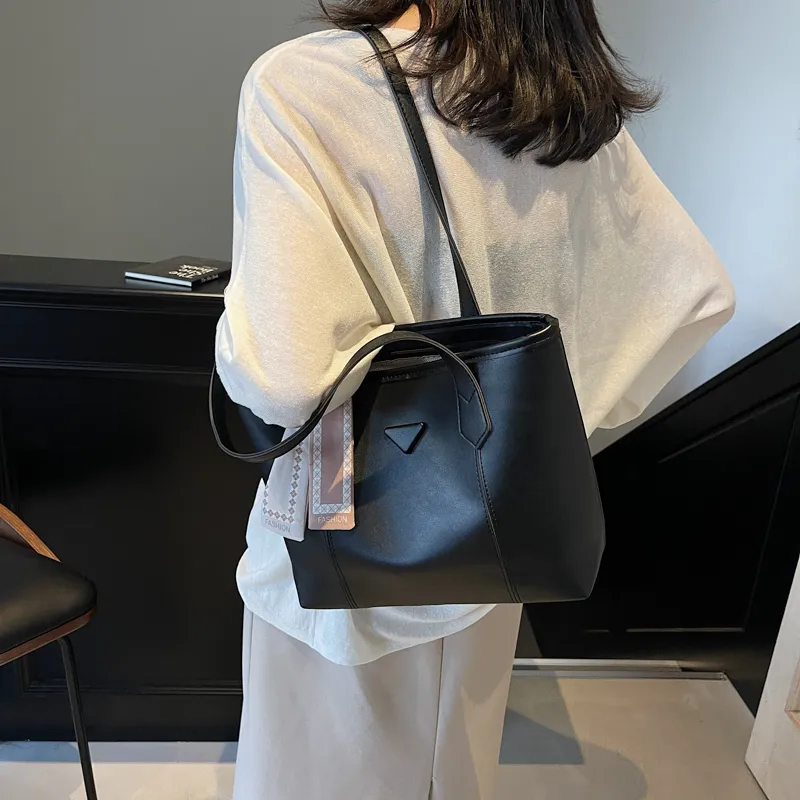 Yalu PU Tote Bag, Shopping Bag, Shoulder Bag Large Size Regular Women's Multicolor-11