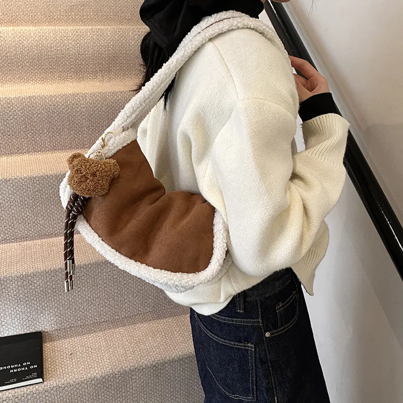 Yalu Suede Shoulder Bag Regular Women's Ecru/Light Brown/Coffee-12