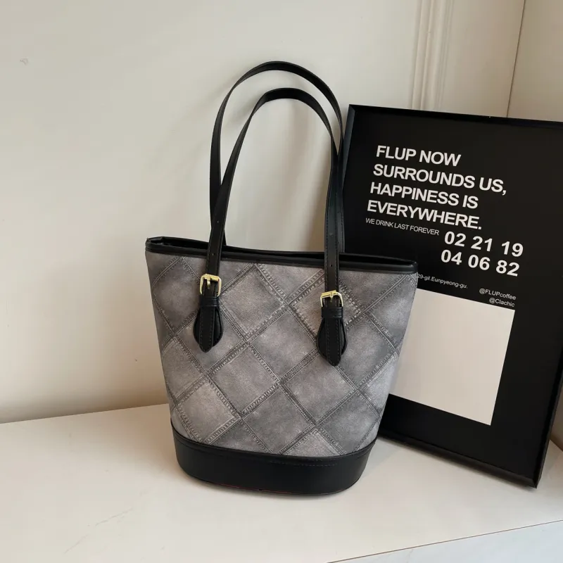 Yalu PU Shoulder Bag Women's Black/Ecru/Silver/Blue-3