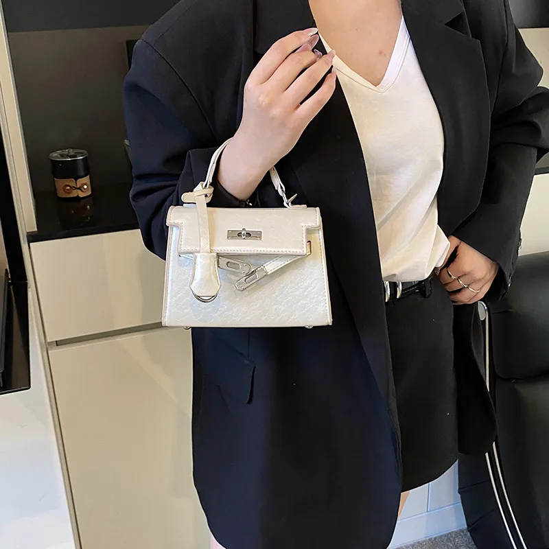 Yalu PU One Shoulder Handbag Women's Black/Ecru/Pink/Silver-8