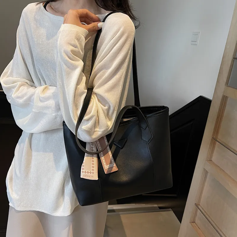 Yalu PU Tote Bag, Shopping Bag, Shoulder Bag Large Size Regular Women's Multicolor-12