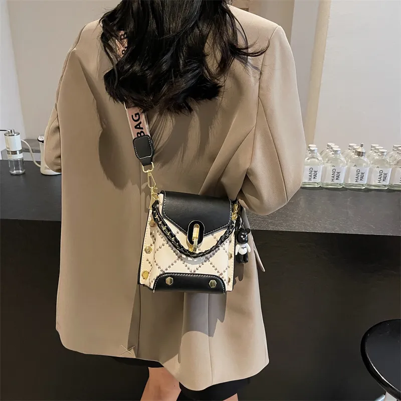 Yalu PU One Shoulder Handbag Women's Multicolor-11
