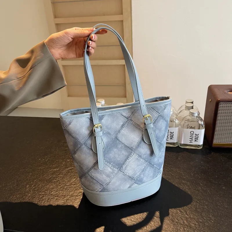 Yalu PU Shoulder Bag Women's Black/Ecru/Silver/Blue-20