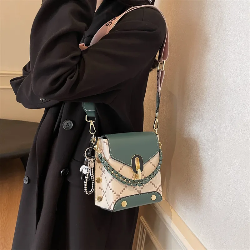 Yalu PU One Shoulder Handbag Women's Multicolor-27