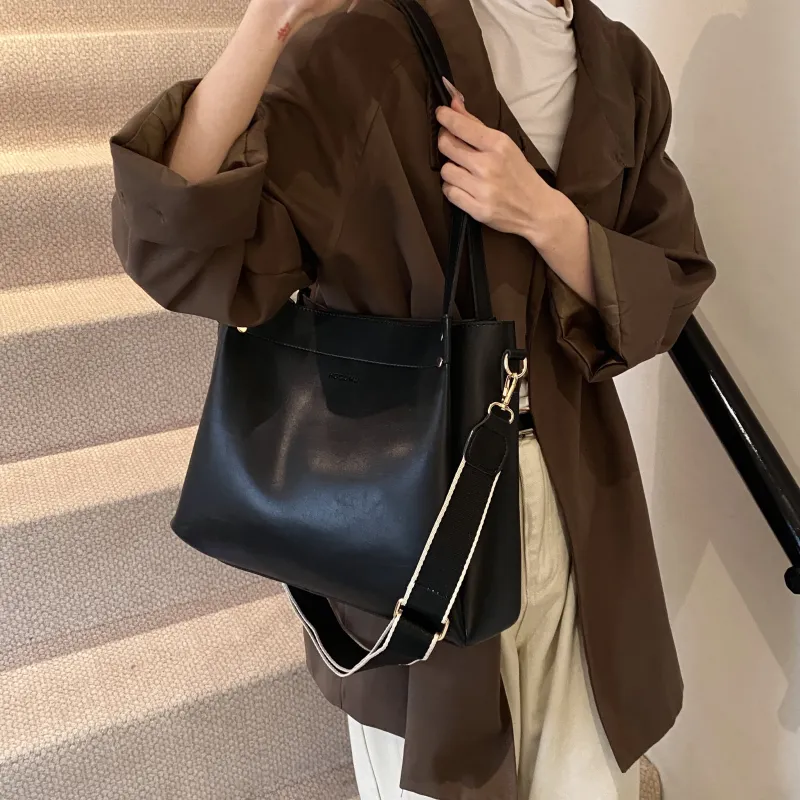 Yalu PU Shoulder Bag, Handbag Women's White/Black/Brown/Coffee-14