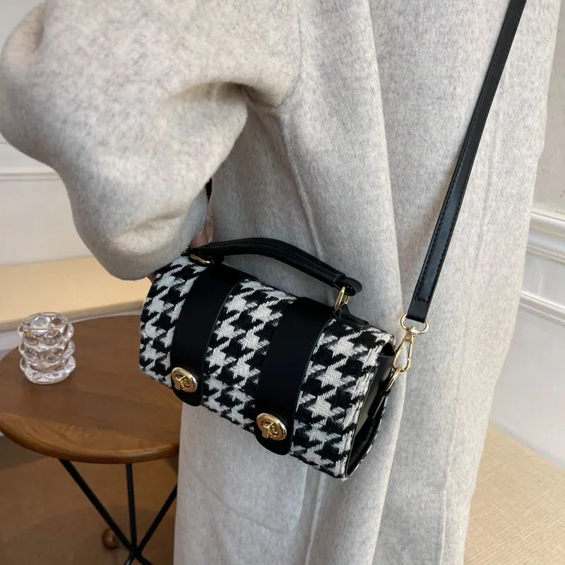 Yalu Woolen Shoulder Bags Handbags Women's Black/Coffee-6