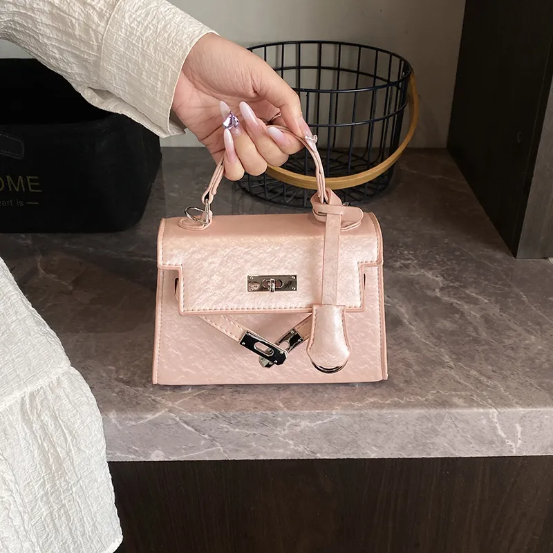 Yalu PU One Shoulder Handbag Women's Black/Ecru/Pink/Silver-15