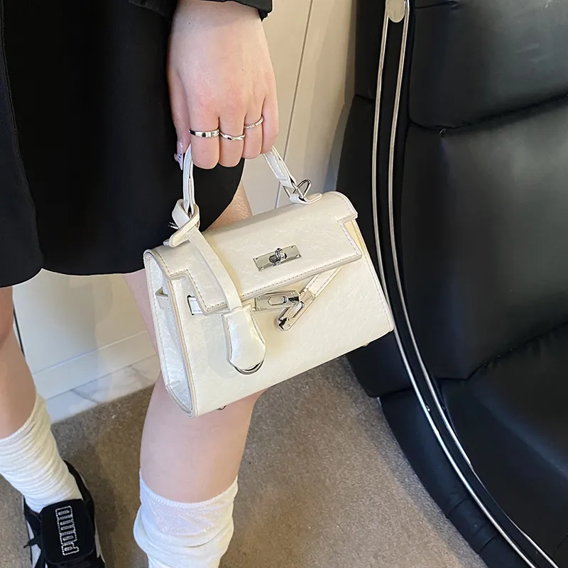 Yalu PU One Shoulder Handbag Women's Black/Ecru/Pink/Silver-10