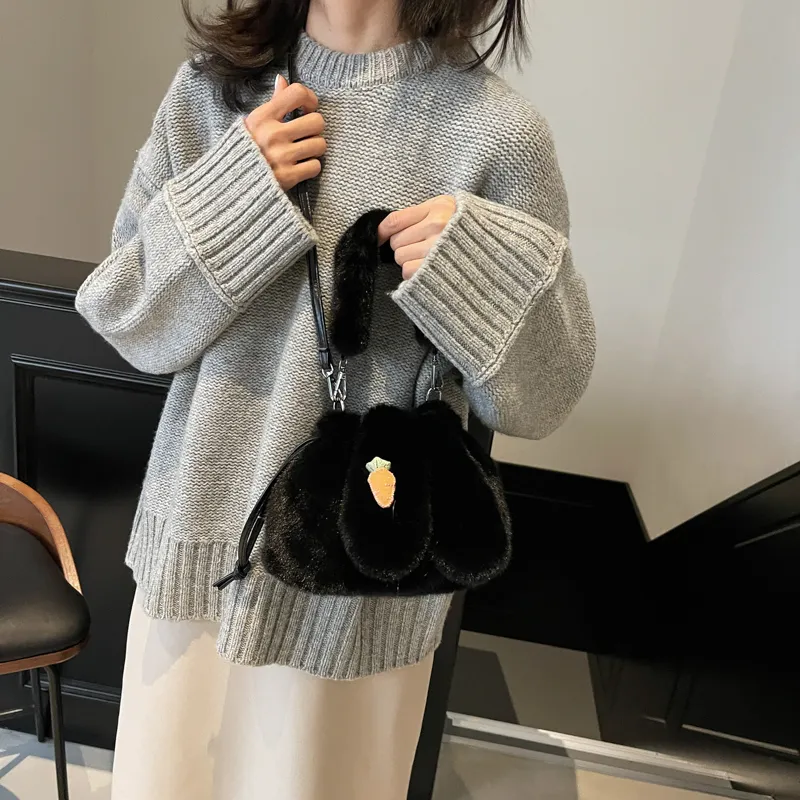 Yalu Plush One Shoulder Handbag Regular Women's Multicolor-10