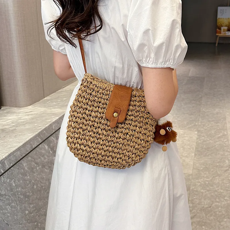 Yalu Straw Woven Shoulder Bag Women's Khaki-3