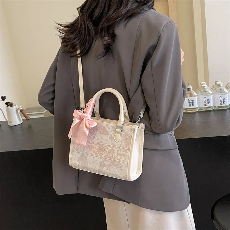 Yalu Oxford Shoulder Bag, Crossbody Bag, Handbag Women's Silver/Ecru-9