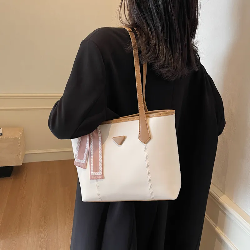 Yalu PU Tote Bag, Shopping Bag, Shoulder Bag Large Size Regular Women's Multicolor-16