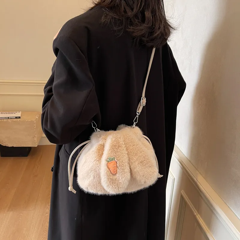 Yalu Plush One Shoulder Handbag Regular Women's Multicolor-23