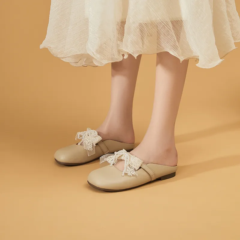 DAPHNE Closed Toe Slippers Women's-8