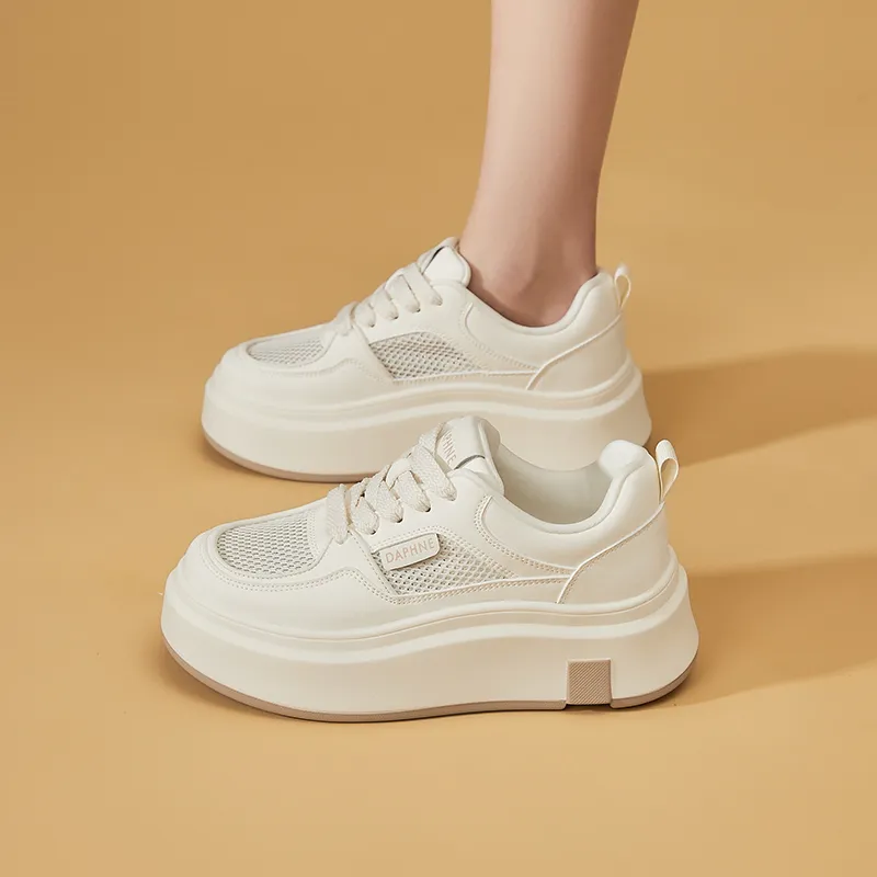 DAPHNE Low Top Skateboard Shoes Women's-4