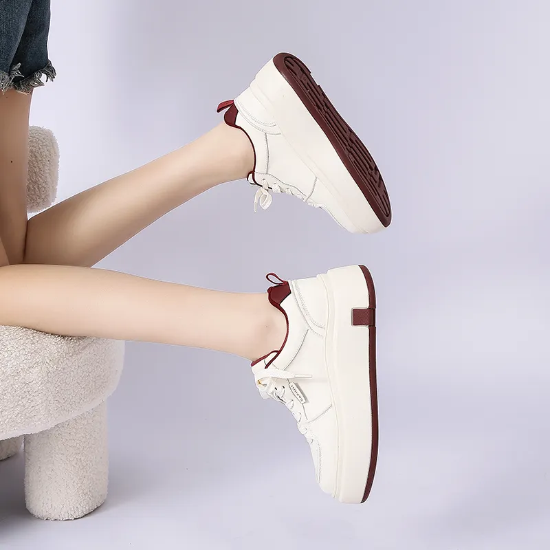 DAPHNE Low Top Skateboard Shoes Women's-16