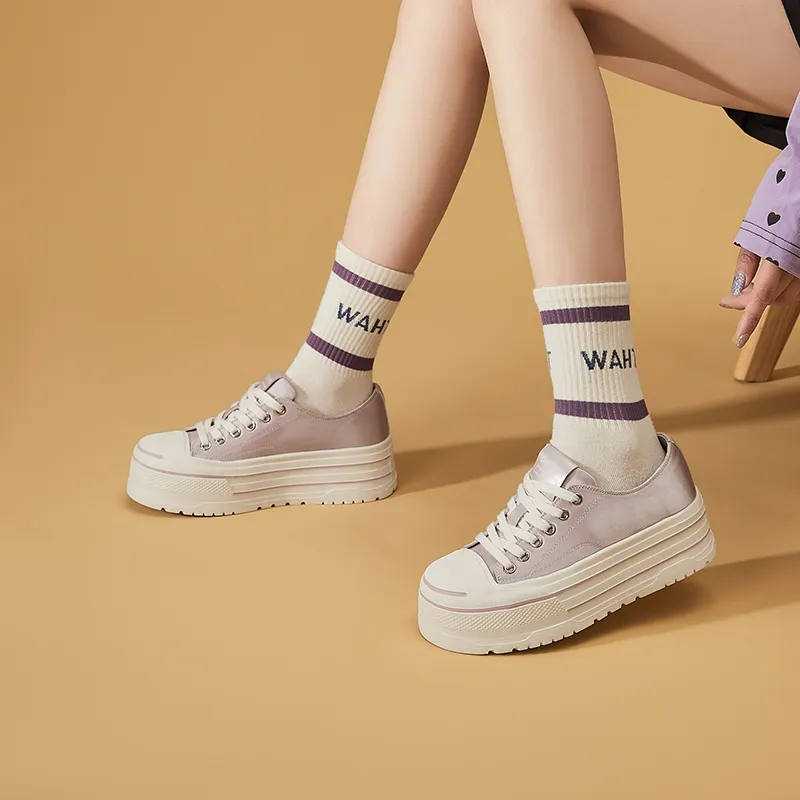 DAPHNE Low Top Skateboard Shoes Women's-3