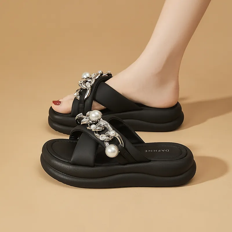DAPHNE PVC Polyvinyl Chloride Quiet, Odor Resistant, Abrasion Resistant Slide Slippers Women's-1