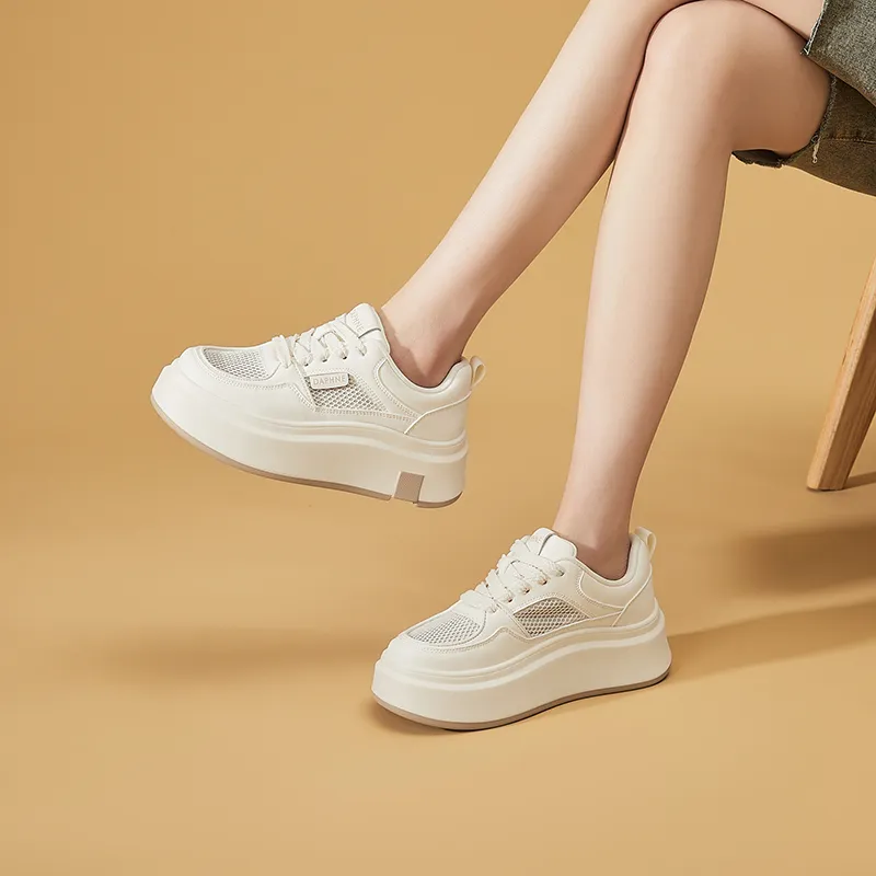 DAPHNE Low Top Skateboard Shoes Women's-3