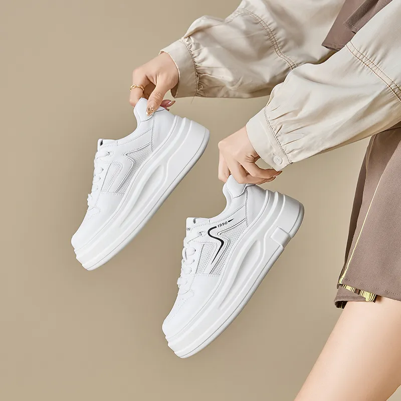 DAPHNE Low Top Skateboard Shoes Women's-9