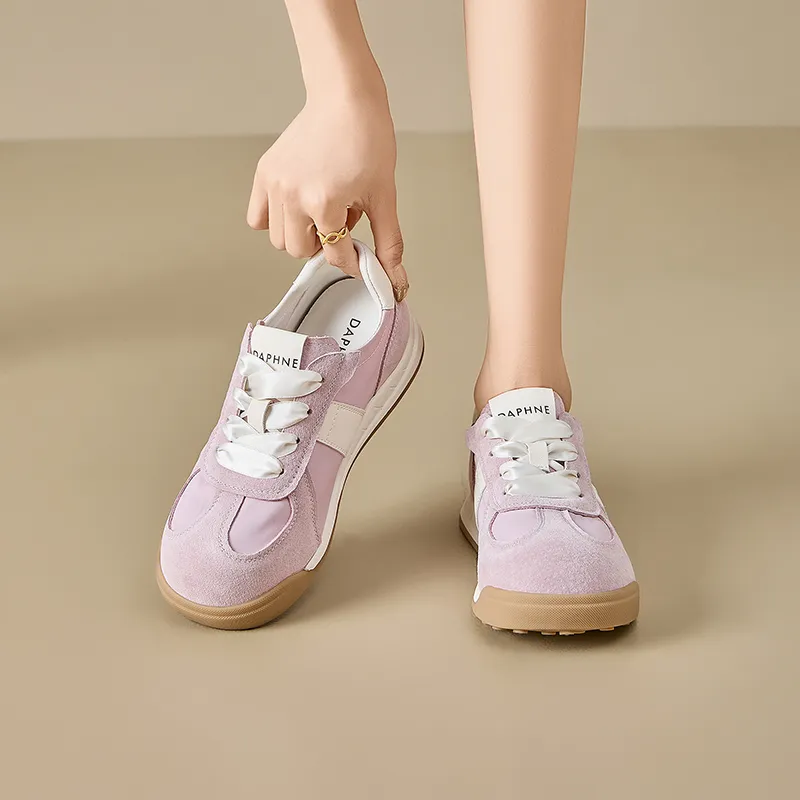 DAPHNE Low Top Skateboard Shoes Women's-17