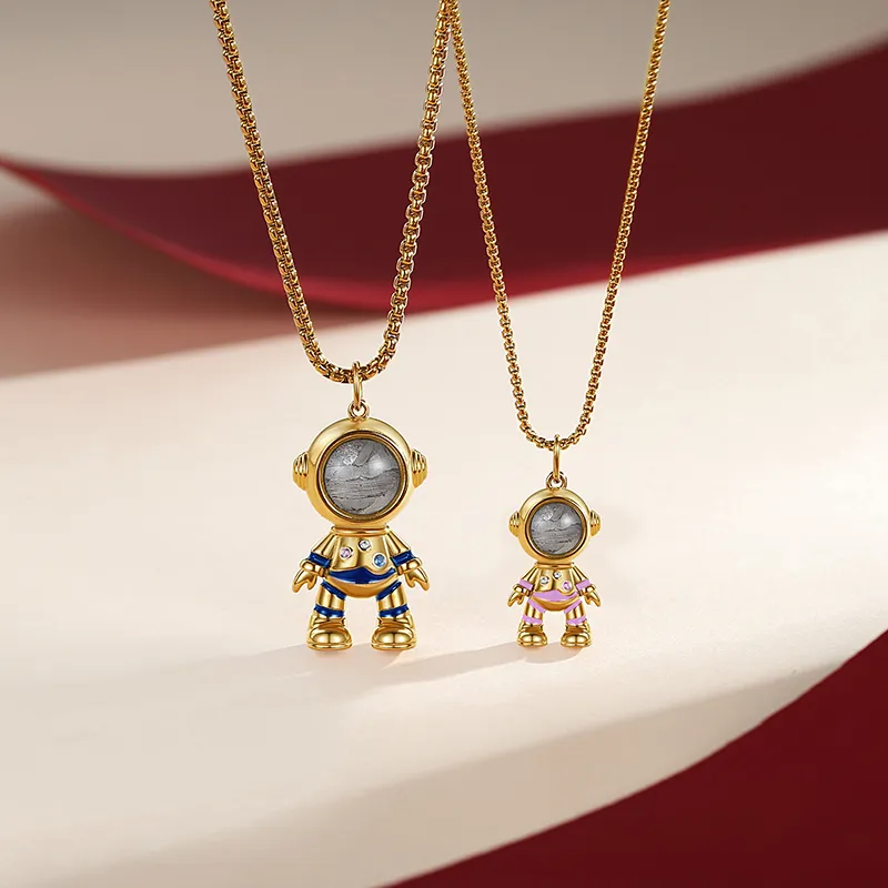 XIAOHANGJIA·TAIKONGZAOWU Brass Zircon Necklaces Unisex-3