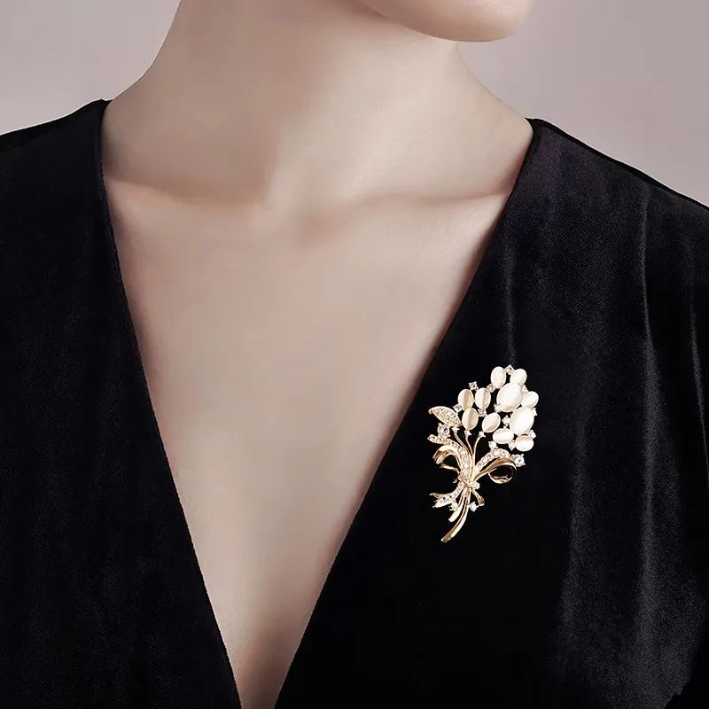 VIOLET Eco Friendly Alloy Brooches Women's-1