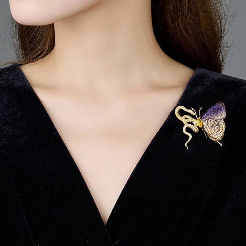 VIOLET Copper Alloy Brooches Unisex-5