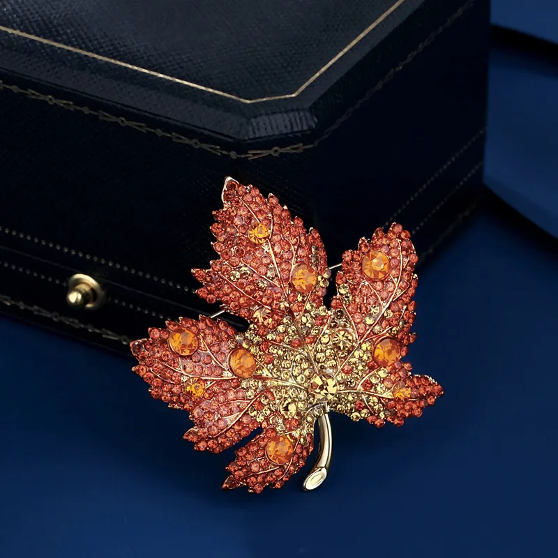 VIOLET Brooches Women's-4