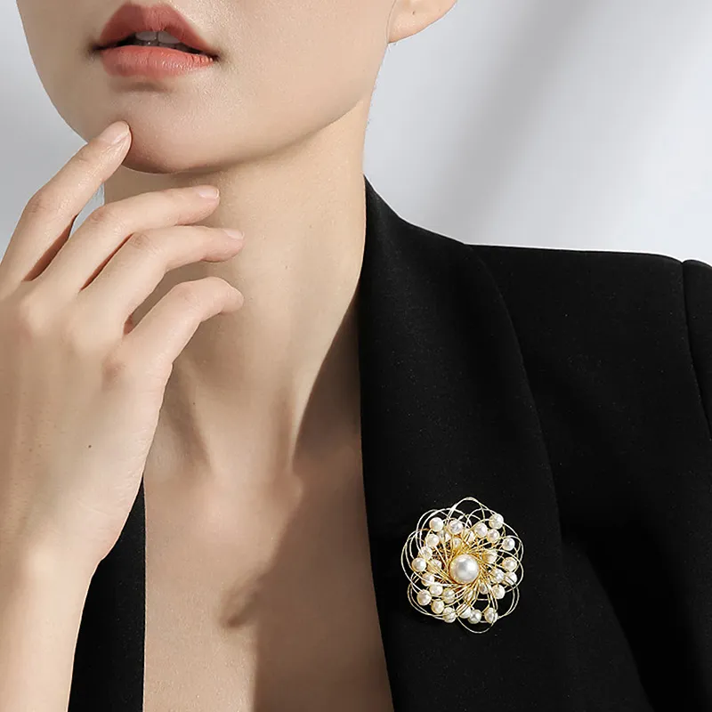 VIOLET Brooches Women's-1