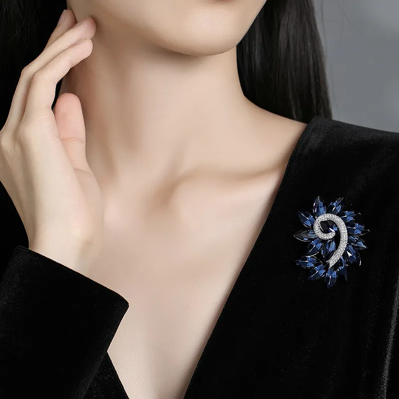 VIOLET Eco-Friendly Alloy Brooches Unisex-1