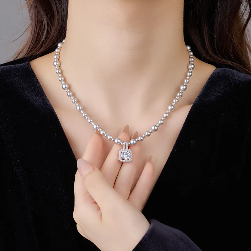 VIOLET Necklaces Women's-1