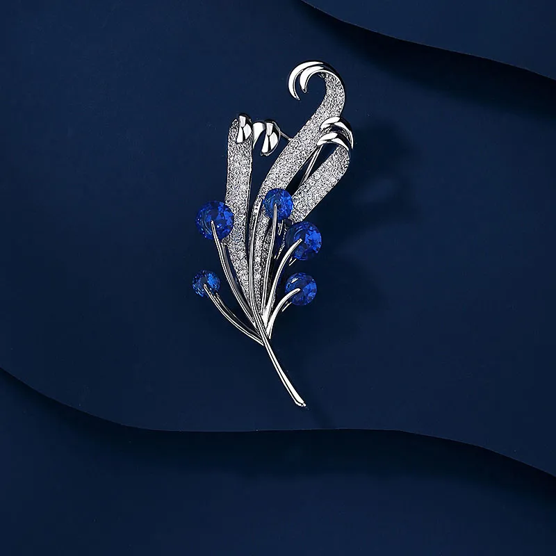 VIOLET Brooches Unisex-2