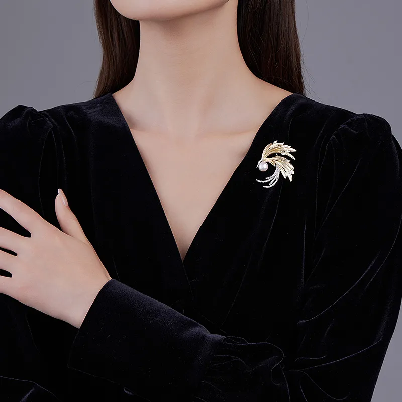 VIOLET Alloy Pearls Brooches Unisex-1