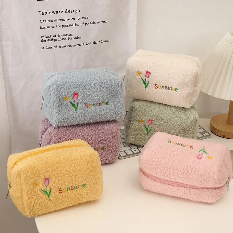 ZHIYIN Refreshing Floral Portable Skincare Storage Bag For Women's, Large Capacity Travel Storage Bag Make up Tools-1