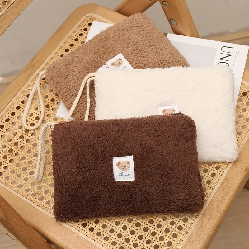 ZHIYIN Portable Plush Storage Bag With Large Capacity For Travel And Skincare Products Make up Tools-5