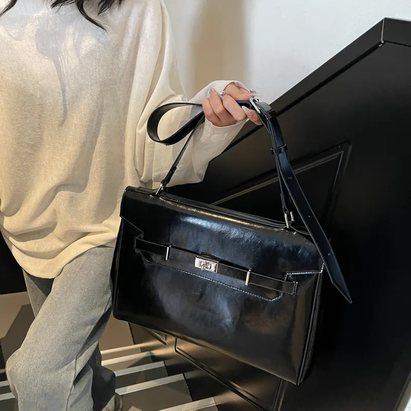 PARK DANCE PU Shoulder Bag Regular Women's Multicolor-11