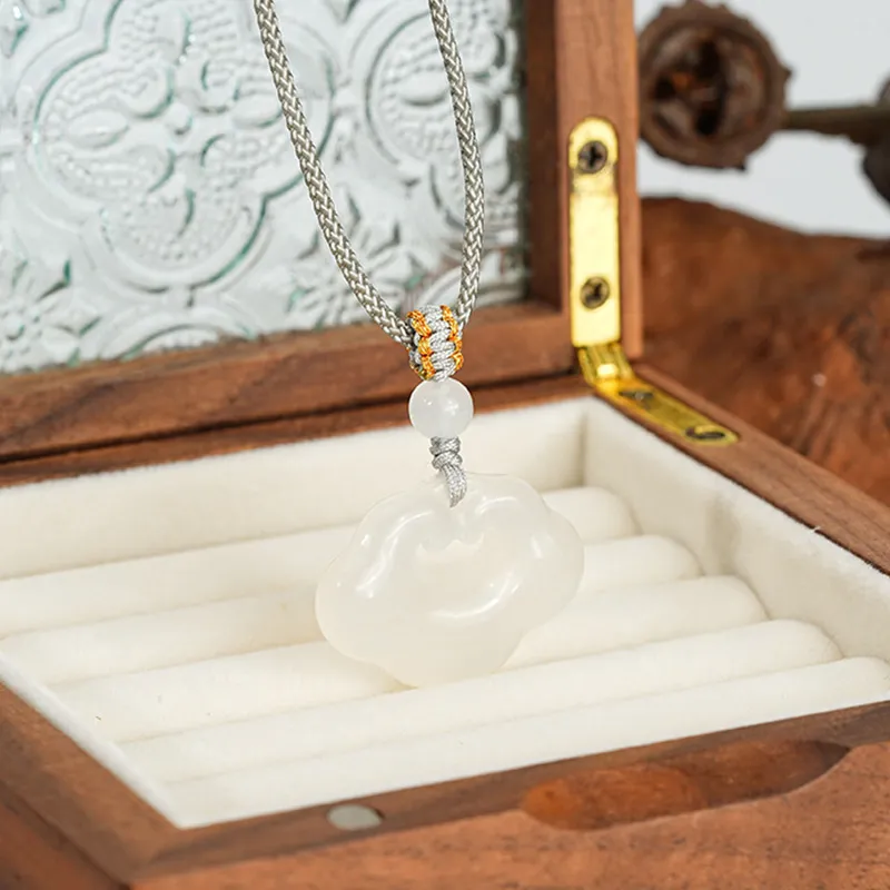 ZUIWENGLANGYASHANWENCHUANG Chalcedony Jade Necklaces Women's-1