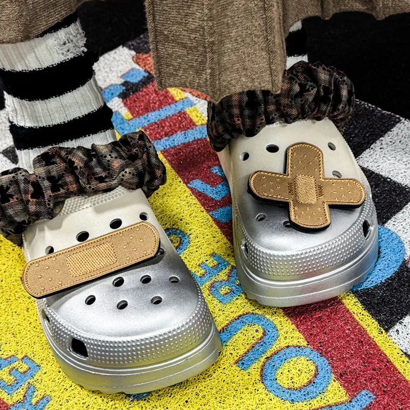 NANJIREN Clogs Unisex Beige Semi Silver-6