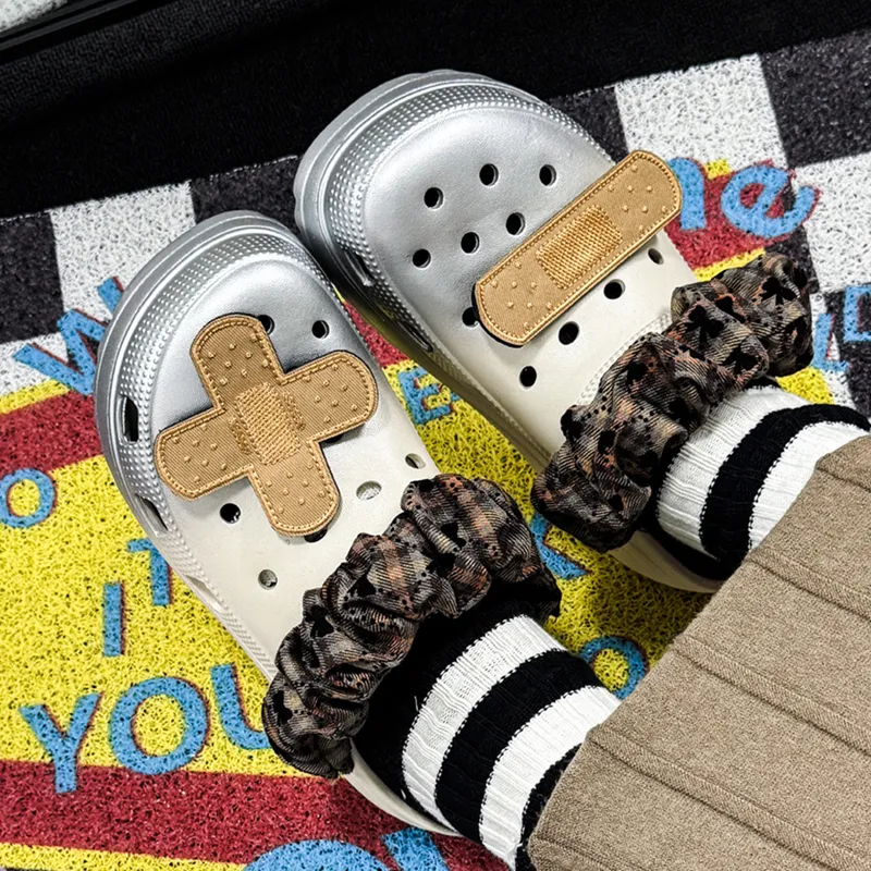 NANJIREN Clogs Unisex Beige Semi Silver-7
