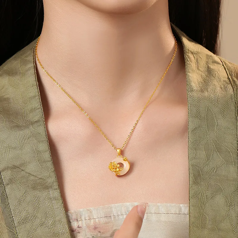 CHOW TAI KING Chalcedony Jade Necklaces Women's-57