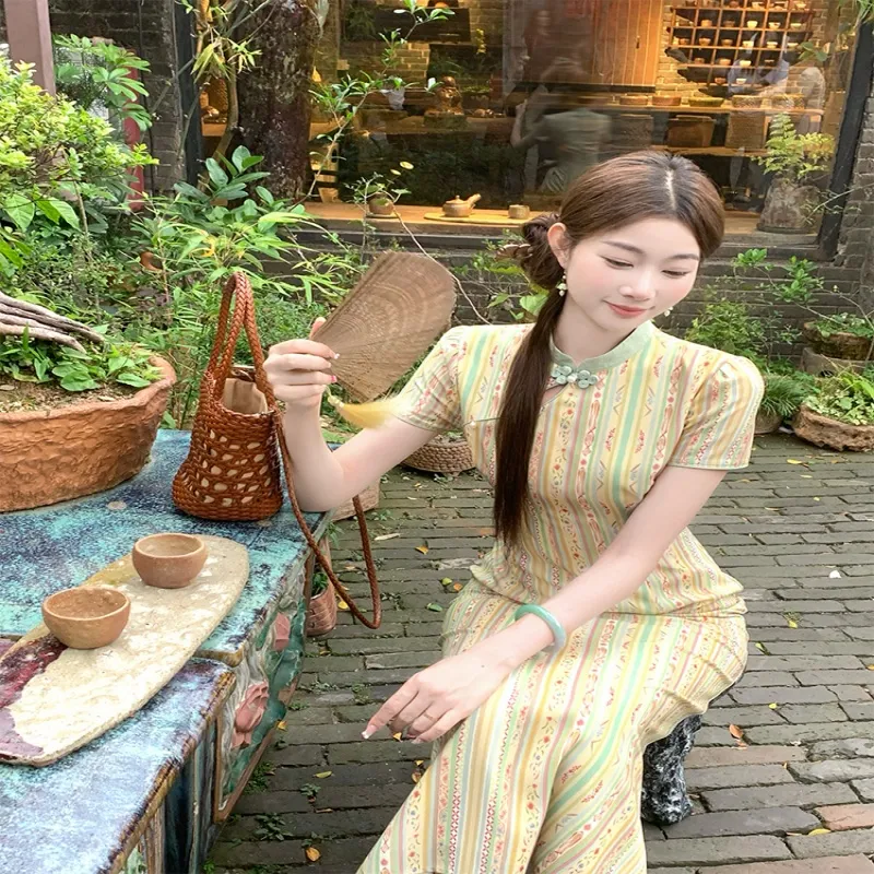 Mu Xiao Xin Cheongsams Women's Yellow-1