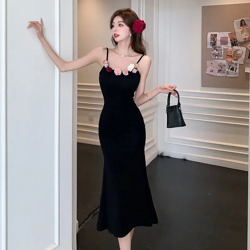 Mu Xiao Xin Slip Dresses Women's Black-3