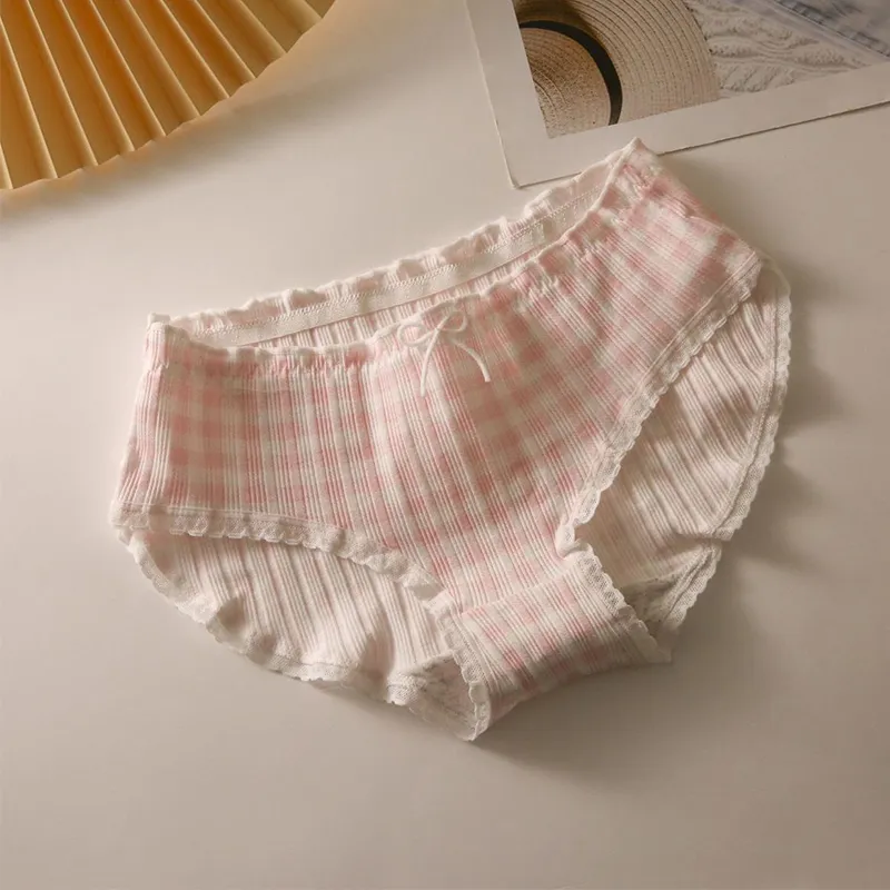 Gentle Welcome Underpants Women's Combo Set-13