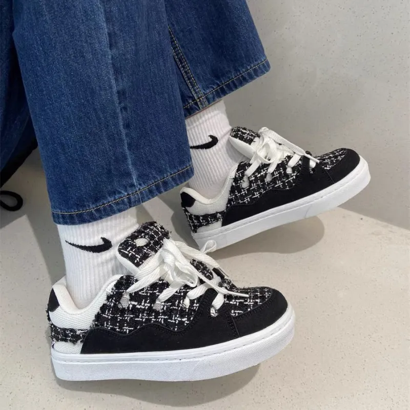 CHERRY&KALIKA Wear resistant, Lightweight, Breathable, And Non slip. Low Top Skateboard Shoes Unisex Black-3