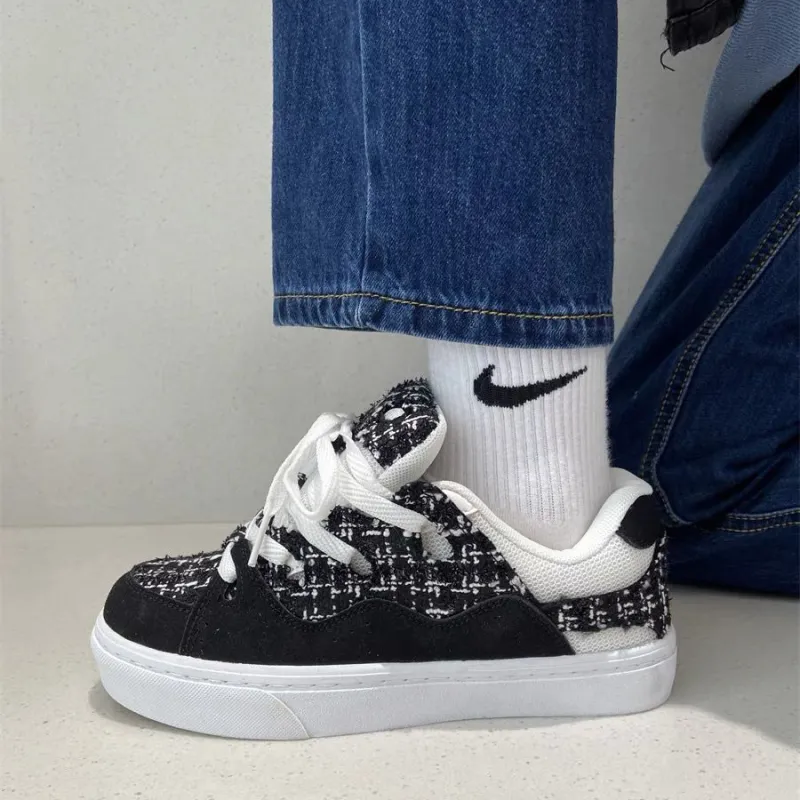 CHERRY&KALIKA Wear resistant, Lightweight, Breathable, And Non slip. Low Top Skateboard Shoes Unisex Black-2