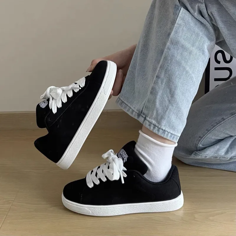CHERRY&KALIKA Coverage Abrasion Resistant Lightweight Breathable Slip Resistant Low Top Skateboard Shoes Unisex Black-2